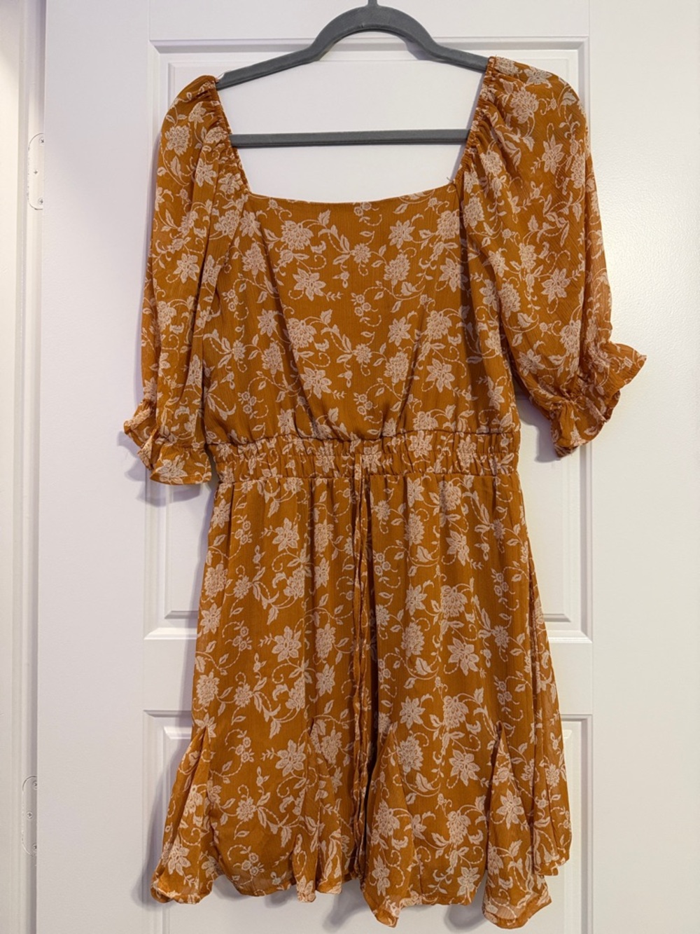 Mi Amore Rust Floral Square Neck Mini Dress